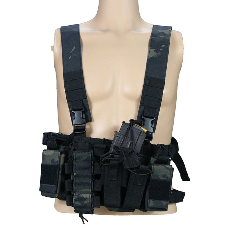 

Outdoor Hunting Vest Tactical MOLLE Triple Open-Top Mag Pouch FAST AK AR M4 FAMAS Mag Pouch With shaped Suspender Shoulder Strap, Black