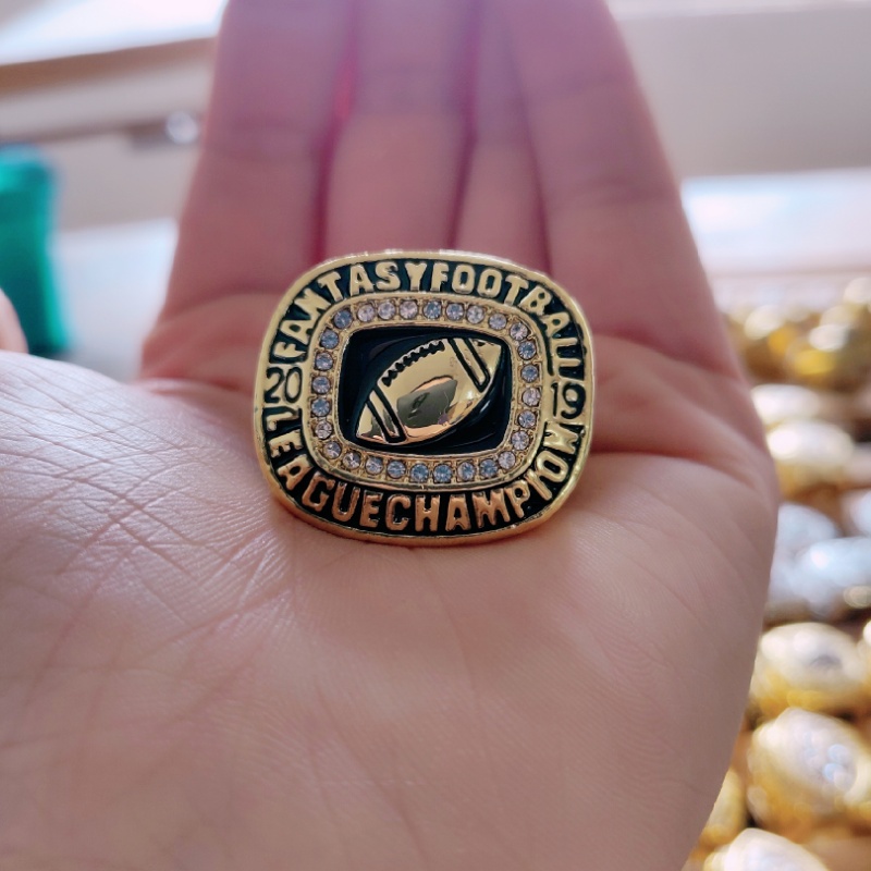 

2011 2012 2013 2014 2015 2016 2017 2018 2019 Fantasy Football Championship Ring Men Fan Souvenir Gift Wholesale Drop Shipping