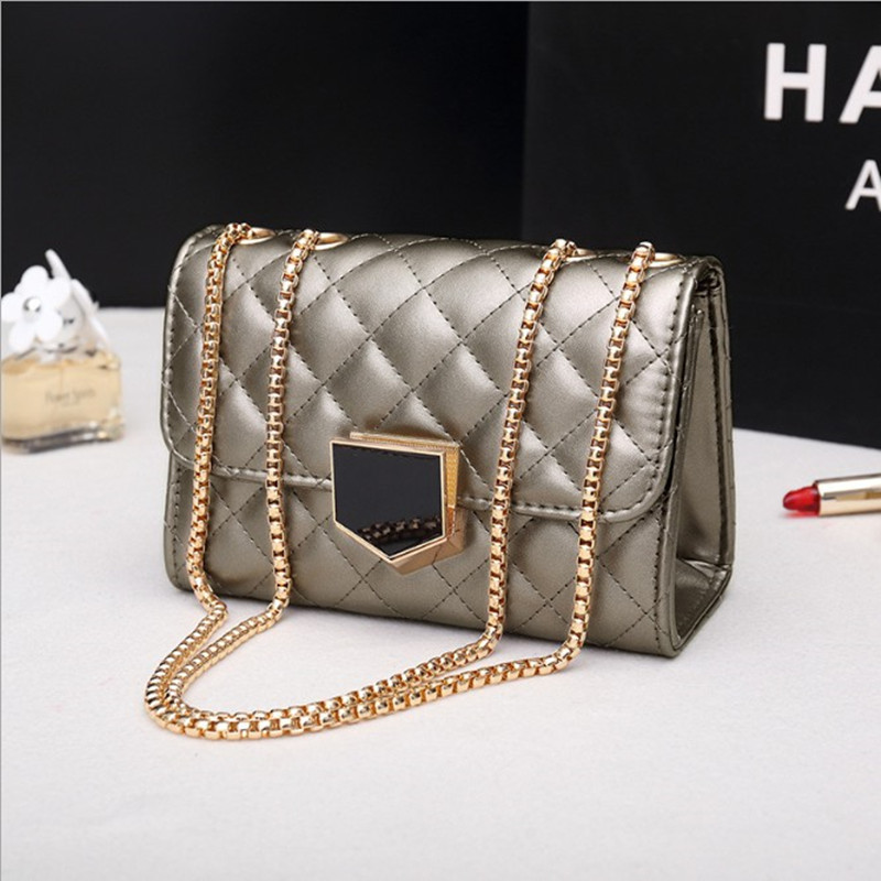 

2019 new winter soft leather handbag Lingge chain bag plate buckle Korean tidal shoulder messenger bag, Red