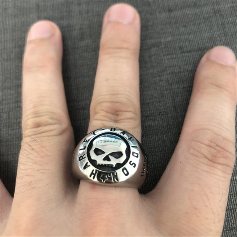 

2pcs/lot Size 7-13 New Arrival Cool Biker Style Skull Ring 316L Stainless Steel Jewelry Men Motorbiker Skull Ring