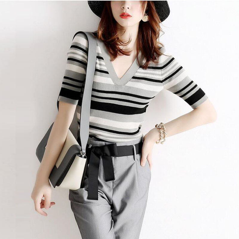 

Women Sweater Spring / Summer 2020 New Tops Women Women' Short-sleeved Sweater with Contrast Stripes V-neck Top, Gray