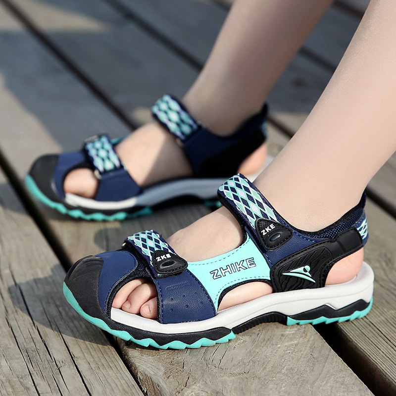 Boys Baotou Sandals Summer New Children's Wild Tide Shoes Big Boy Student Boy Non-slip Soft Bottom Sandals kids blue shoes