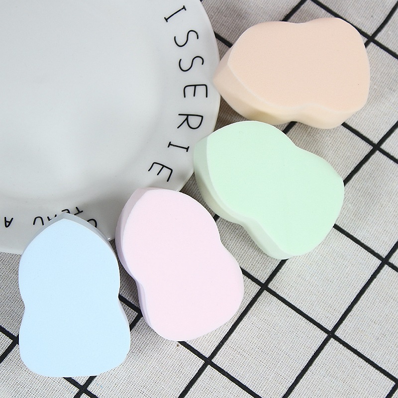 

2PCS/Set Random Color Facial Powder Puff Sponge Applicator Face Foundation Makeup Tool Wet &Dry Dual-Use Portable Tools