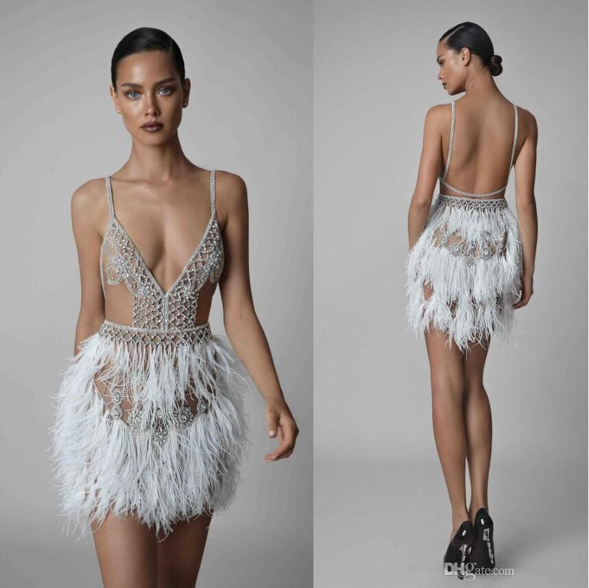 2019 Berta Robes De Cocktail De Plumes Sexy Dos Nu Spaghetti Cristal Perles Robe De Bal Voir À Travers Sexy Mini Robes De Soirée robes de noiva