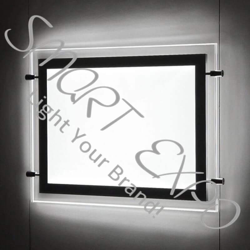 

40*60cm Real Agency Advertising Window Display Light Box with Electric Conductive Steel Hanging Wires Firm Wooden Case Packing