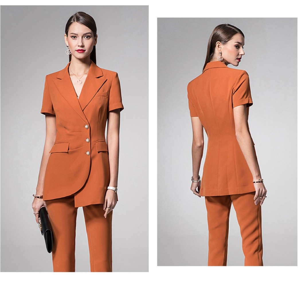 

Orange Mother of the Bride Dresses 2 Pieces Long Sleeve Formal Outfit For Weddings Tuxedos Suits (Jacket+Pants)