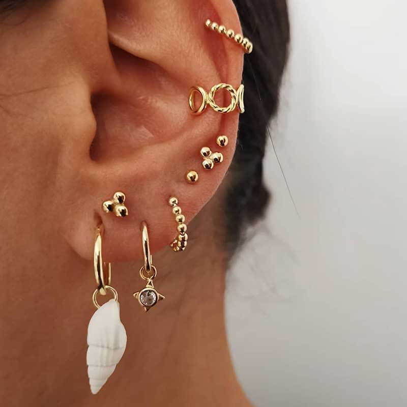 

Dangle & Chandelier Boho 2021 Vintage Fashion Geometric Crown White Shell Pendant Blessing Earrings For Women Earring Jewelry Wedding Gift