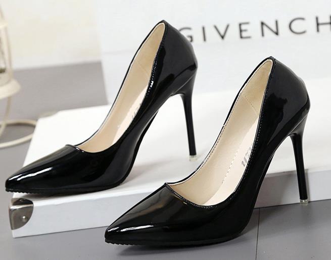 shoe show heels
