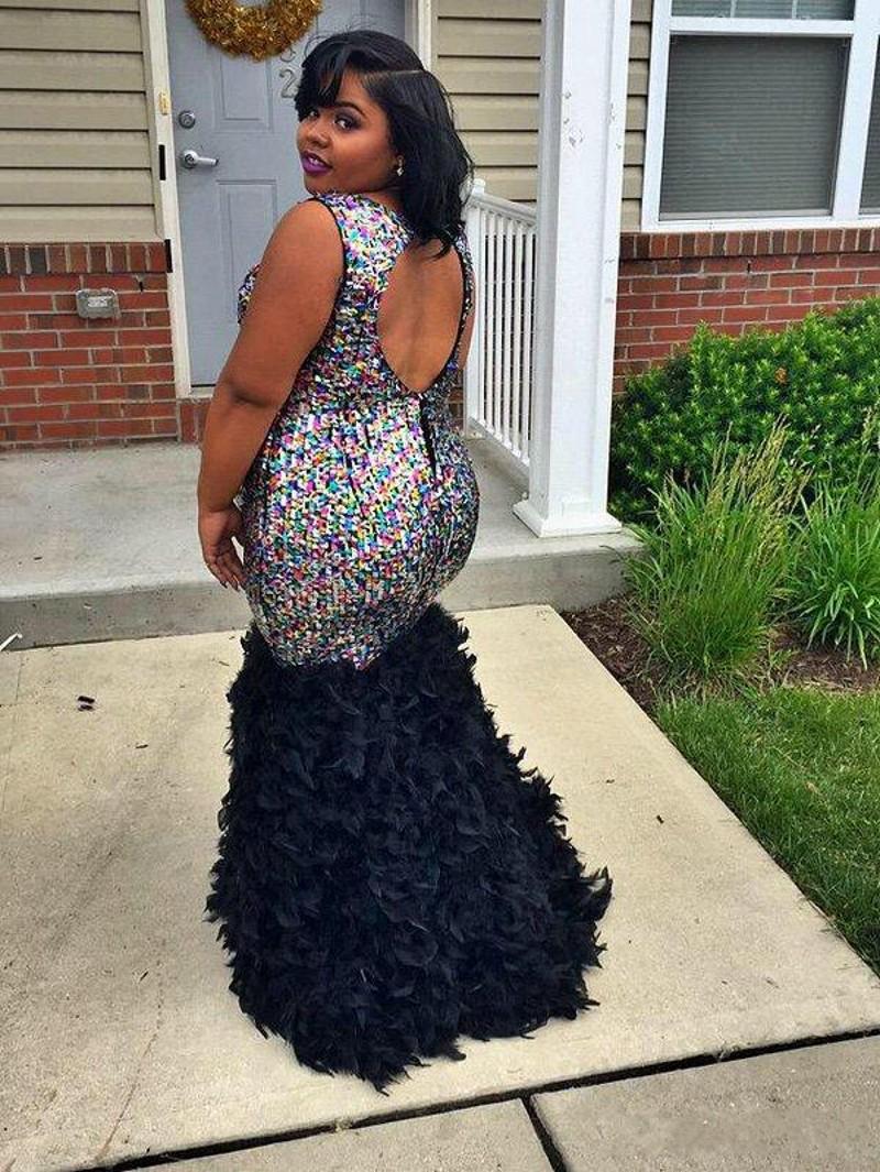 prom dress for pregnant girl