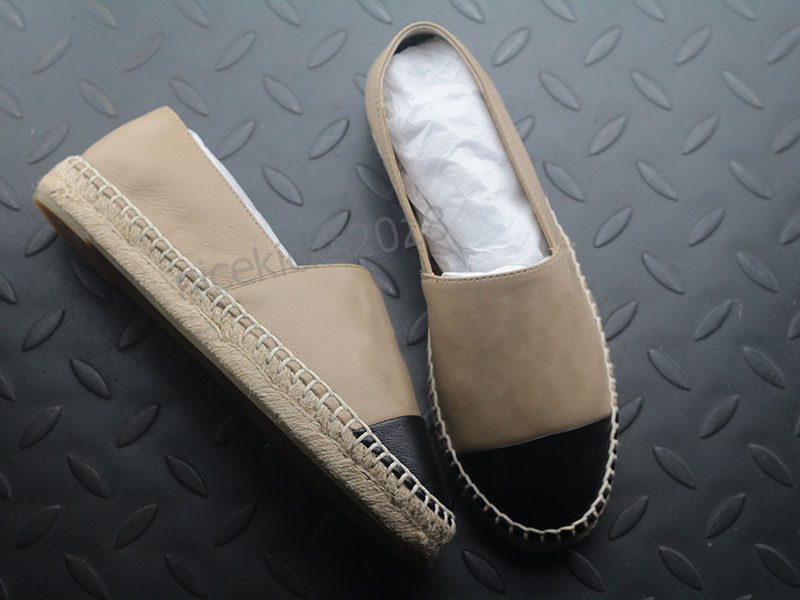 

Classic Designer Casual Shoes Slippers Soft Cowhide Loafer Espadrilles Leather Cap Toe Channel Canvas Half Fashion Luxury Ladies Slip On