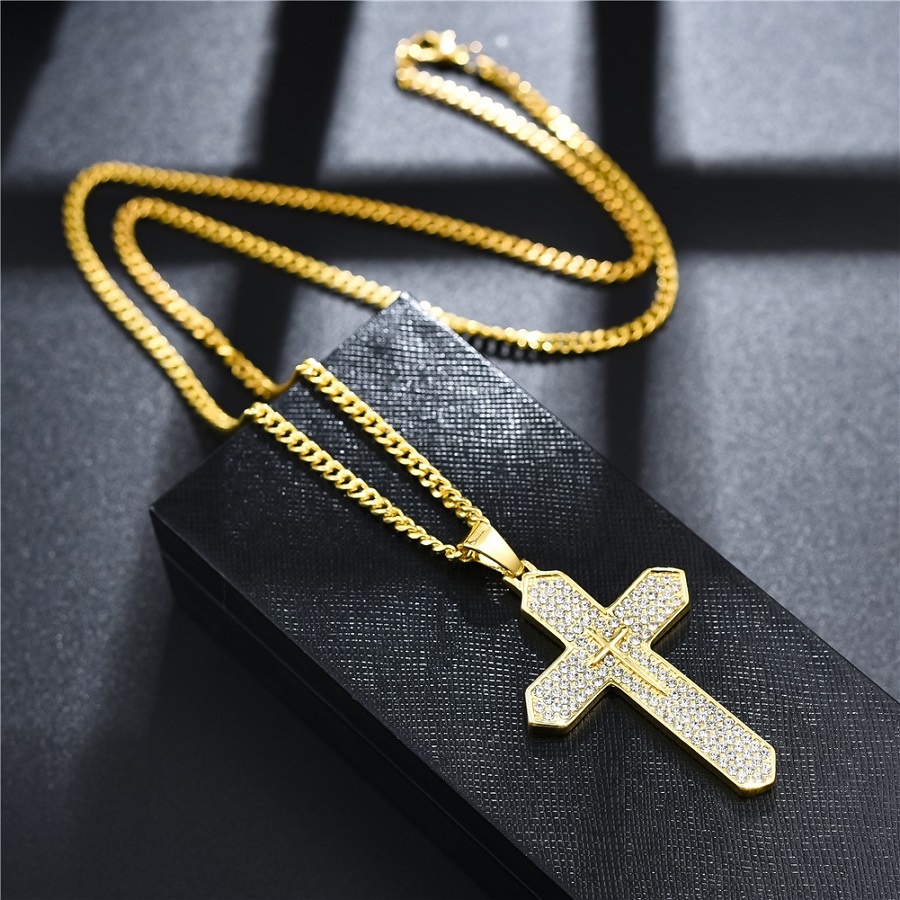

Fashion Men Hip Hop Jewelry Cross Pendant Necklace Full Rhinestone Design 60cm Long Link Chains Punk Necklaces For Mens Gifts