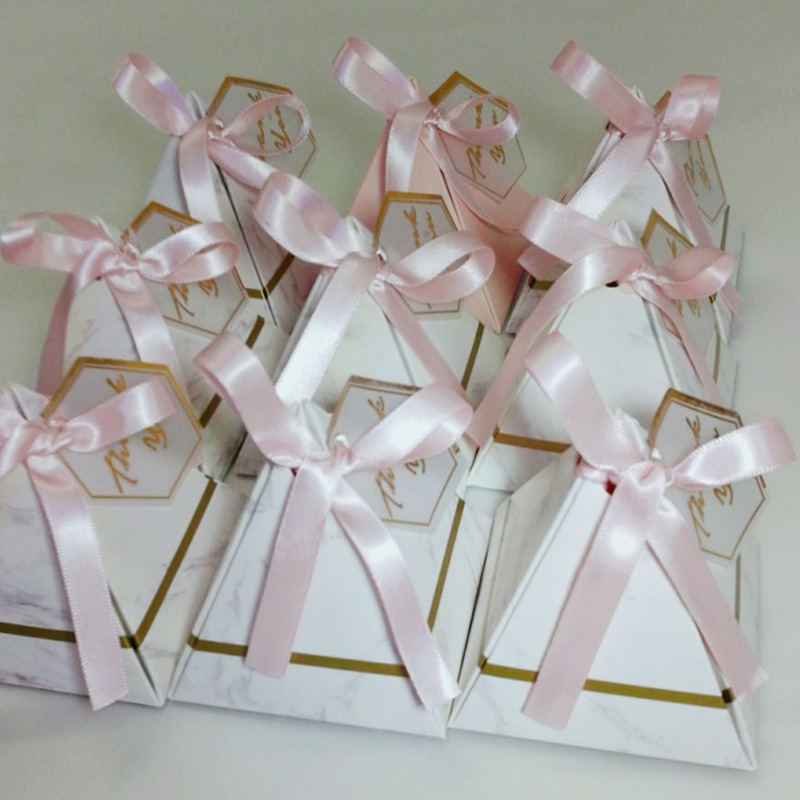

Boxes Guests Thanks Europe Gifts Giveaways Paper Decoration Marble Box Wedding Triangular Card Party Ribbon Style 100Pcs/Lot