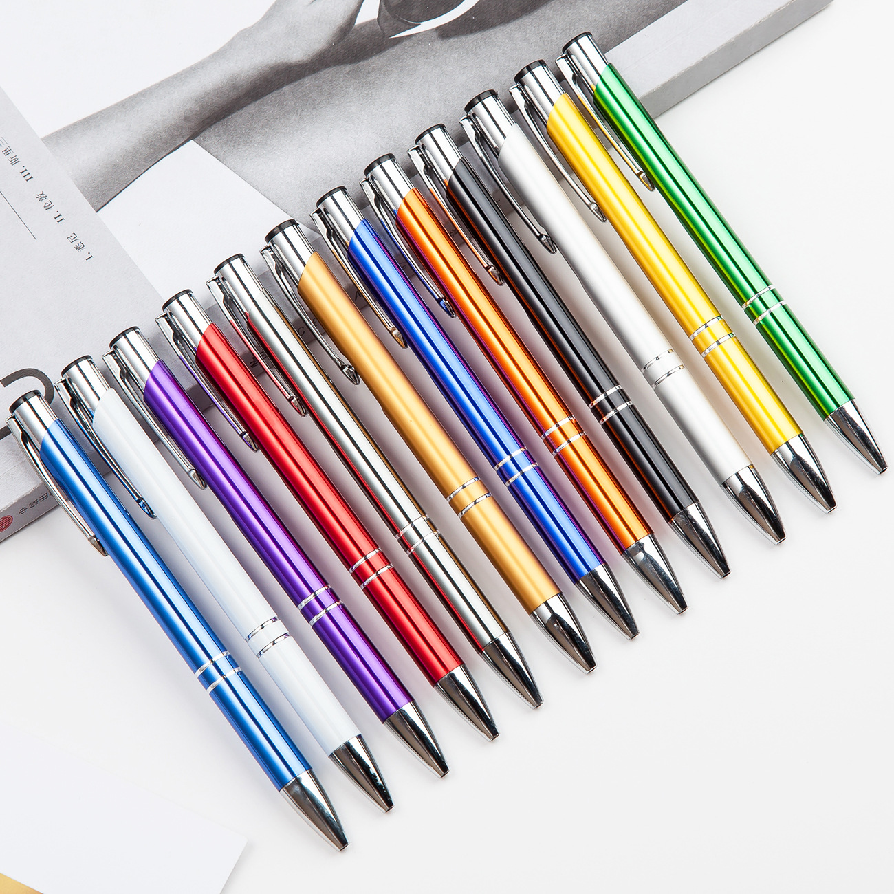 

Promotion Advertising High Quality Metal Gift Pen Colorful Aluminum Bic Pen with Silver Trims