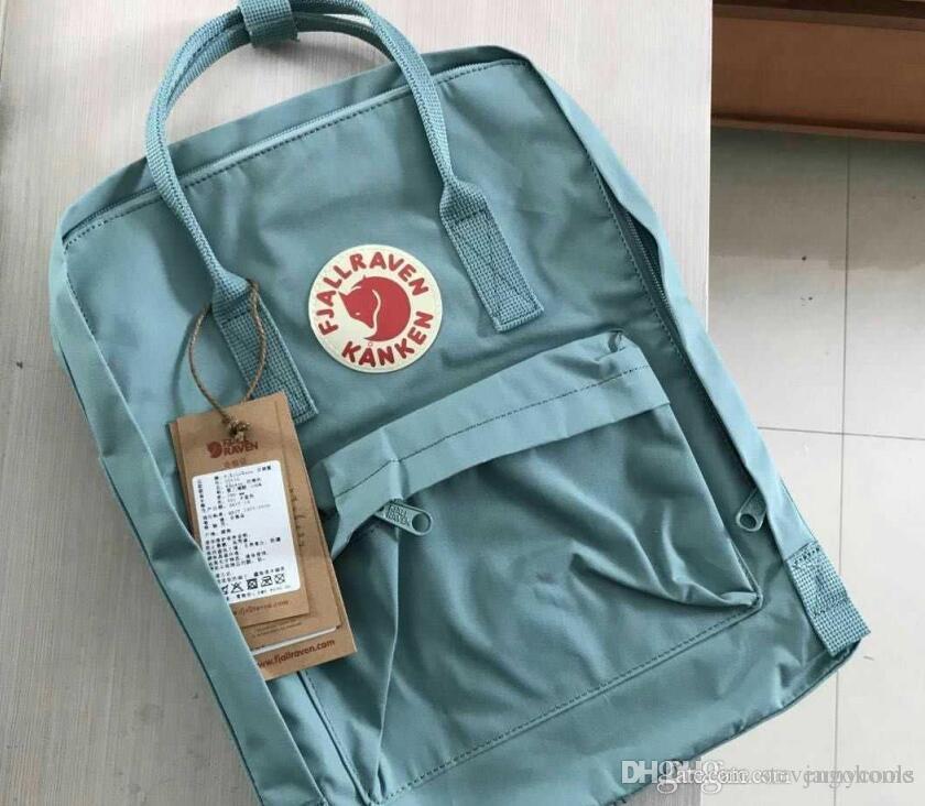 mochila kanken sky blue