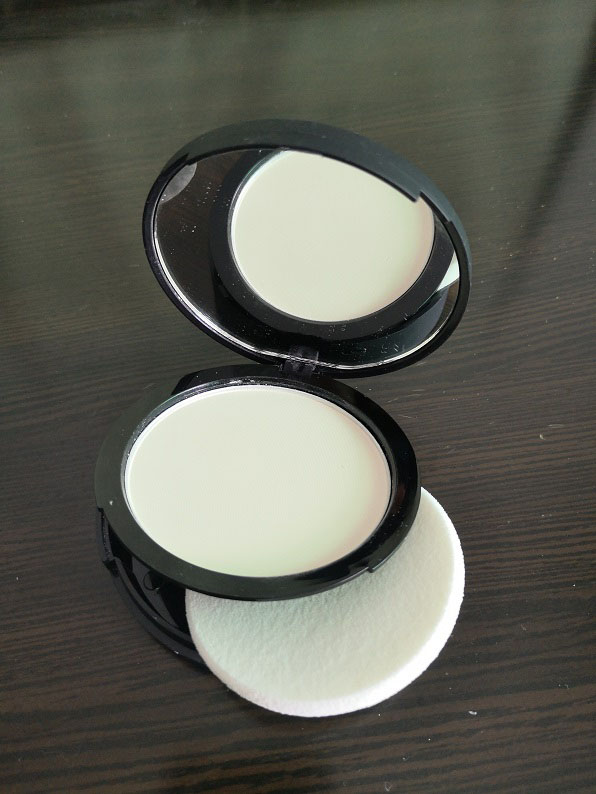 

Hot Sale Makeup Bye Bye Pores Pressed Powder Poreless Finish Airbrush Cosmetics Face Cake Pressed Powders with Puff Supplying free Shipping