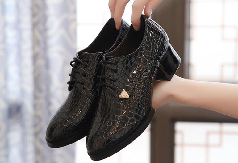 

2019 Women's shoes in Spring and Autumn with New High heel Coarse heel round head @WW2231, Black