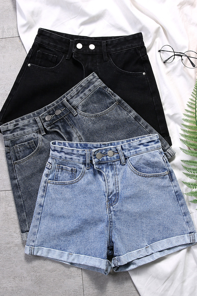 black mom jean shorts