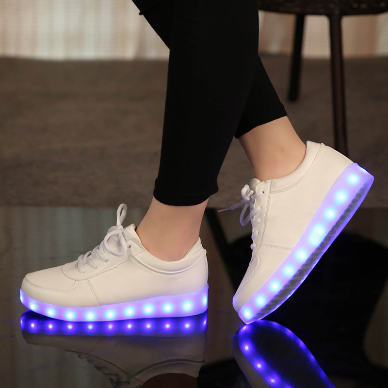 

2019 USB 7 Colors Kid Luminous Sneakers Glowing USB Charge Boys LED Shoes Girls Footwear LED Slippers White 2545, Black