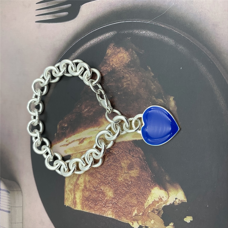 

SHINETUNG 100% S925 Sterling Silver Girls Classic Blue Heart Shaped Epoxy Tag Bracelet Girls Exquisite High-end Jewelry