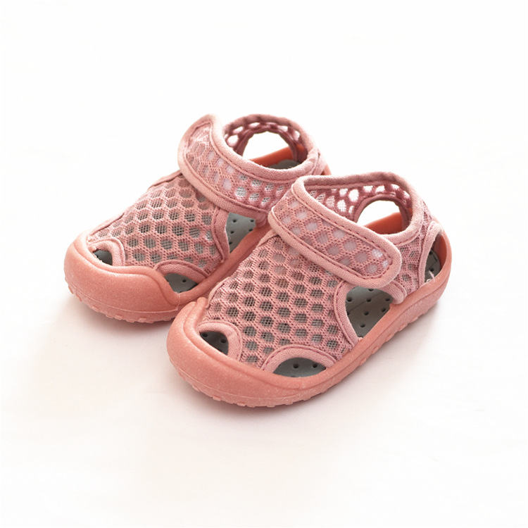 

Spring 2020 new children's shoes sandals children's hollow mesh shoes hollow mesh summer, Black