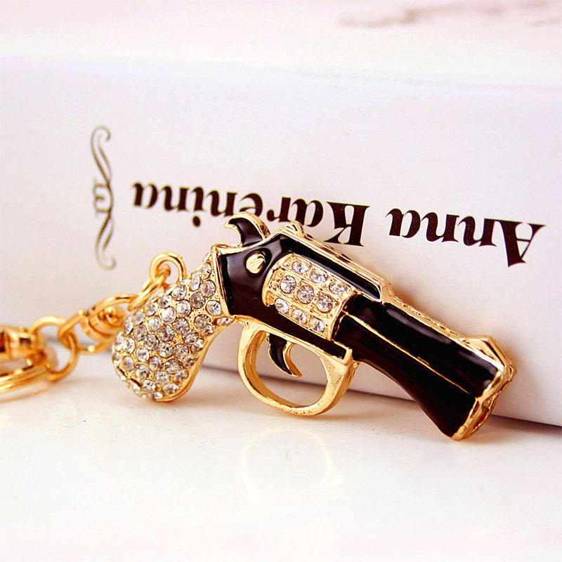 

Fashion-l Revolver Magnum Gun Key Chains Holder Crystal Purse Bag Buckle Pendant For Women Gift Keyrings KeyChains K274