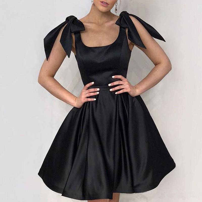 Setwell U Neck A-ligne robes de cocktail sans manches plissées longueur au genou Simple noir satiné Robes de bal avec ceinture