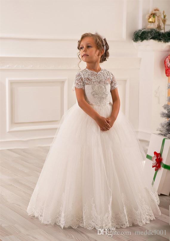 little girl bridesmaid