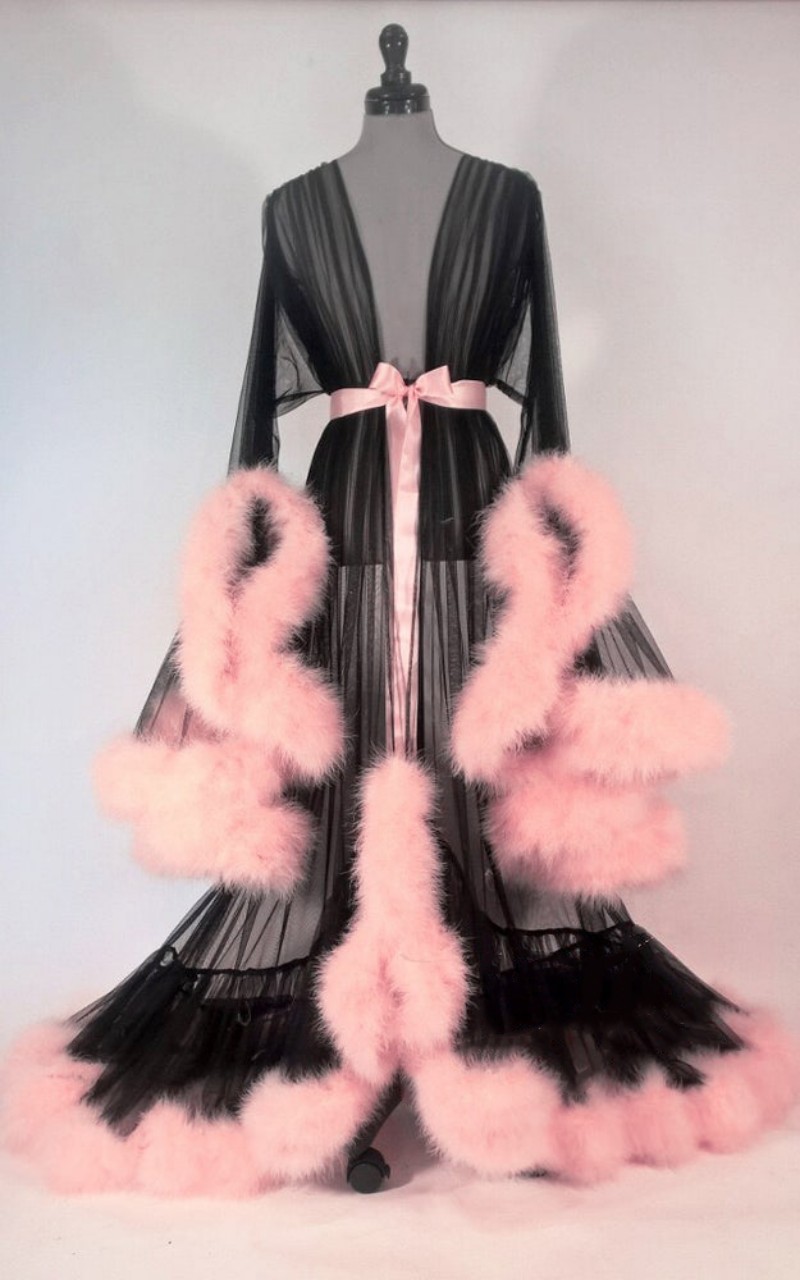 

Sexy Black Womens Robe Nightgown With Pink Feather Bathrobe Sleepwear Bridal Robe with Belt V Neck Party Gifts Bridesmaid Dress Long Sleeve
