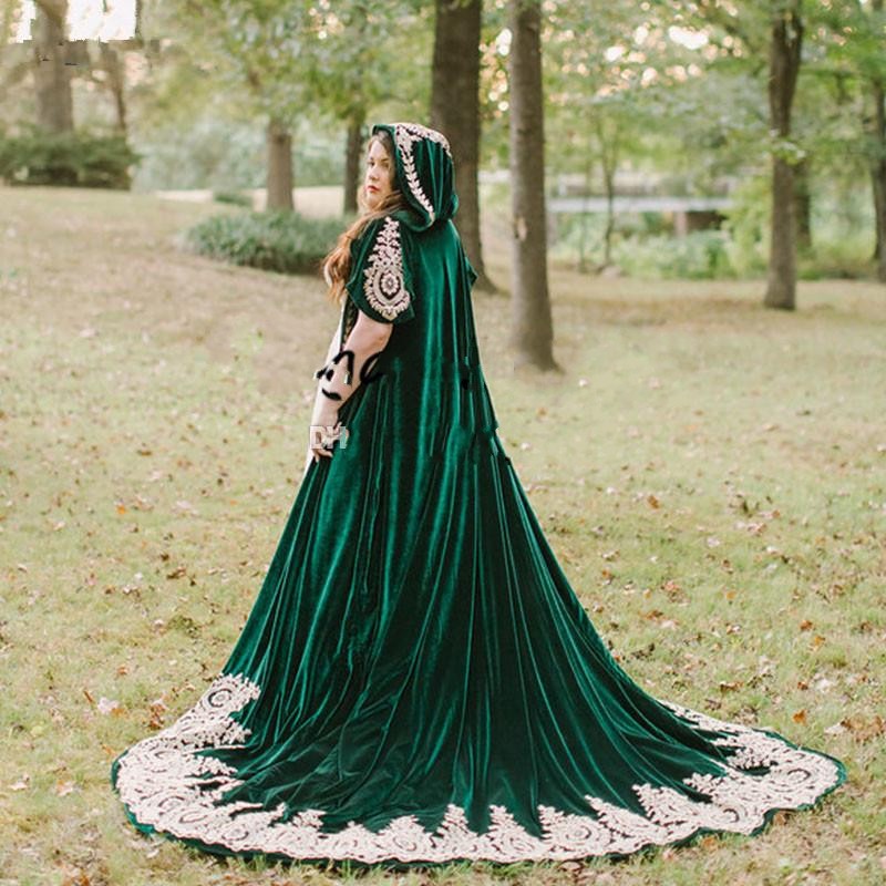 

Hunter Green Velvet Wedding Cloak 2020 Wood Hood Lace Applique Long Bridal Bolero Wrap Wedding Cape Accessories, White