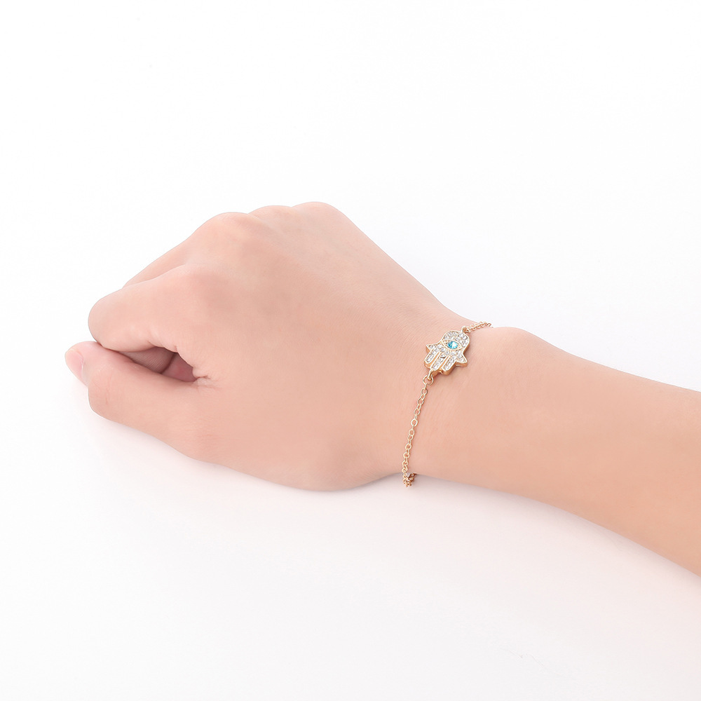 

Hand Decorate Alloy Fatima Diamond Palm Bracelet Pu Weave Bracelet