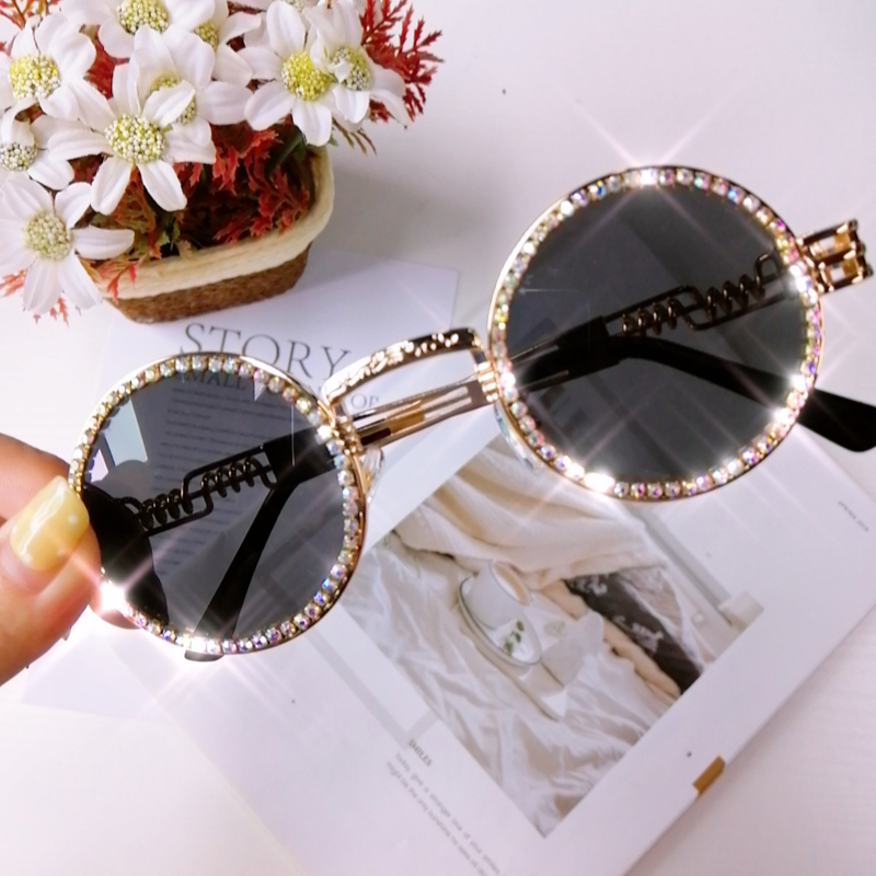 

Vintage Round Diamond Sunglasses Women Steampunk Clear Lens Red Yellow Rhinestone Eyeglasses UV400 Gafas de sol