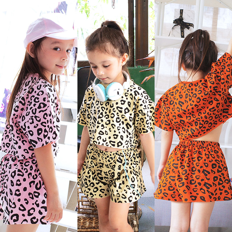 

Girls Summer Leopard Baby Suit 2 Piece Set Korean Top +Shorts Toddler Baby Girl Fashion Suit New Fashion Children Clothes Set