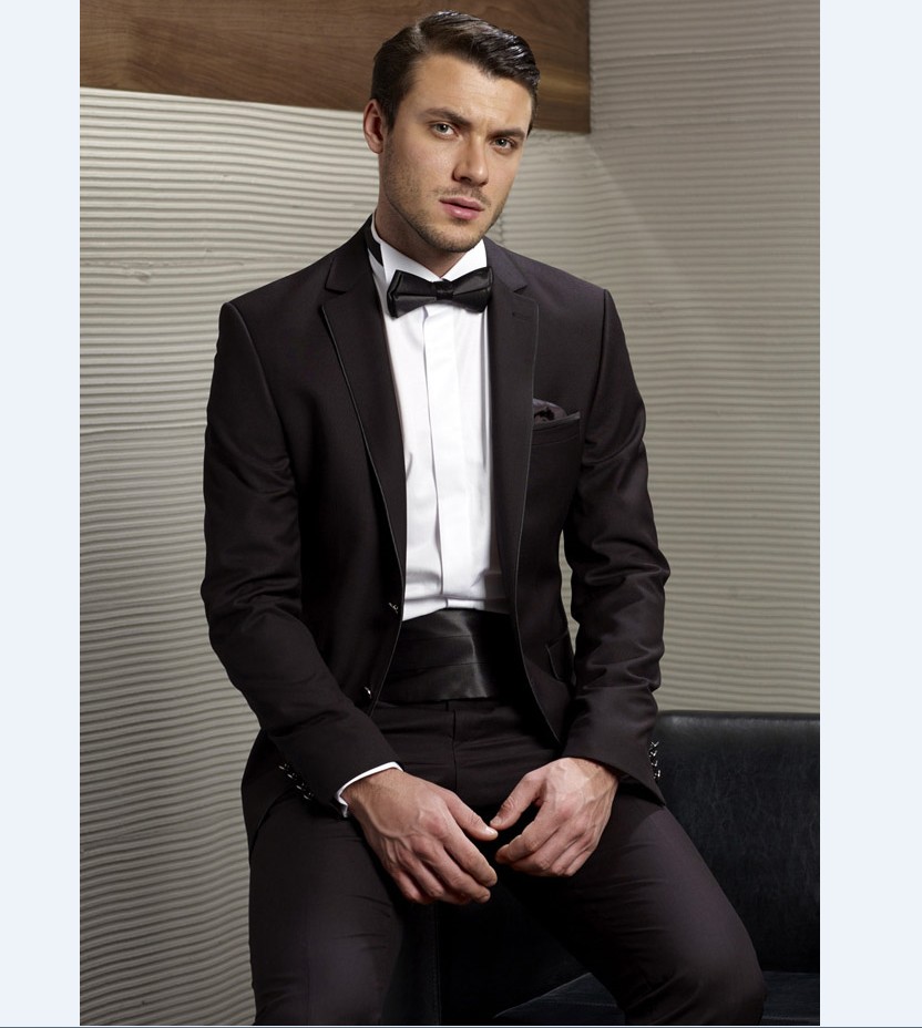 

Popular Two Buttons Groomsmen Notch Lapel Groom Tuxedos Groomsmen Best Man Suit Mens Wedding Suits Bridegroom (Jacket+Pants+Tie) B208, Same as image