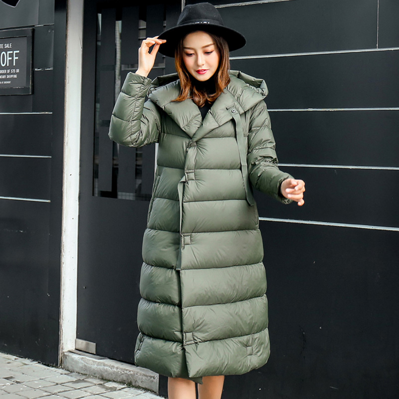 

2020 Winter Women' Down Jacket Hooded 90% White Duck Down Parka Female Coats Thicken Warm Overcoat Loose Bread Feather Outwear, Black