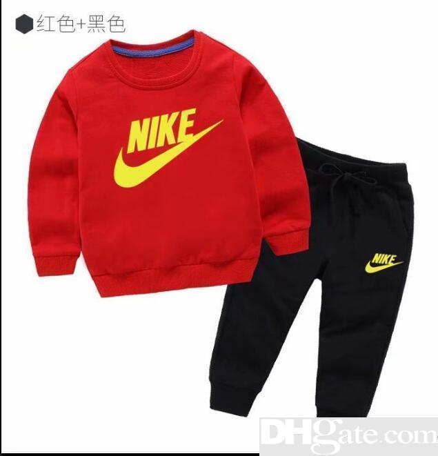 abbigliamento cani nike