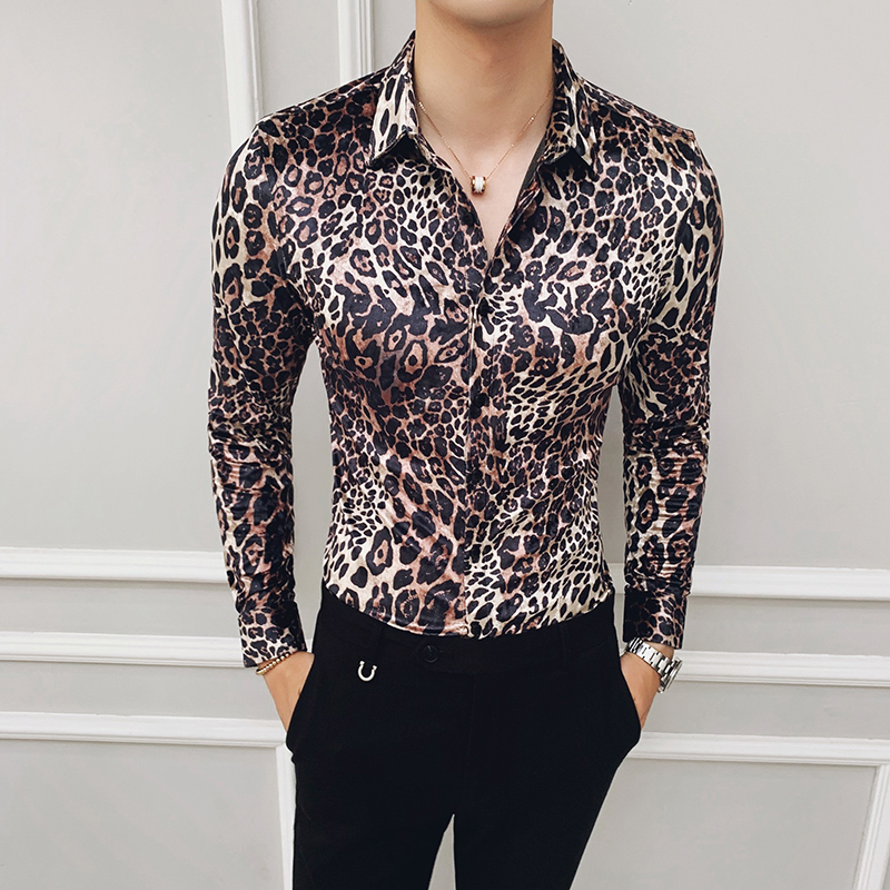 camisa de leopardo hombre