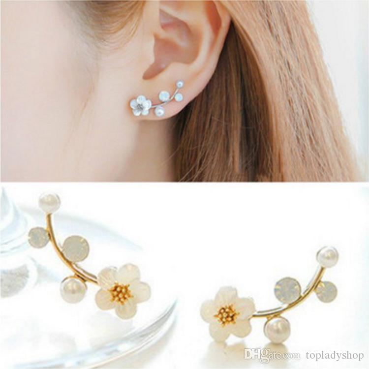 

New Shell Flower Pearl Stud Earrings Simple Tree Earrings Temperament Fashion OL Earrings wholesale free shipping