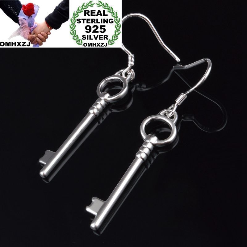 

OMHXZJ Wholesale Personality Dangle & Chandelier Fashion Woman Girl Party Wedding Silver Hollowed Key 925 Sterling Silver Earrings YE485