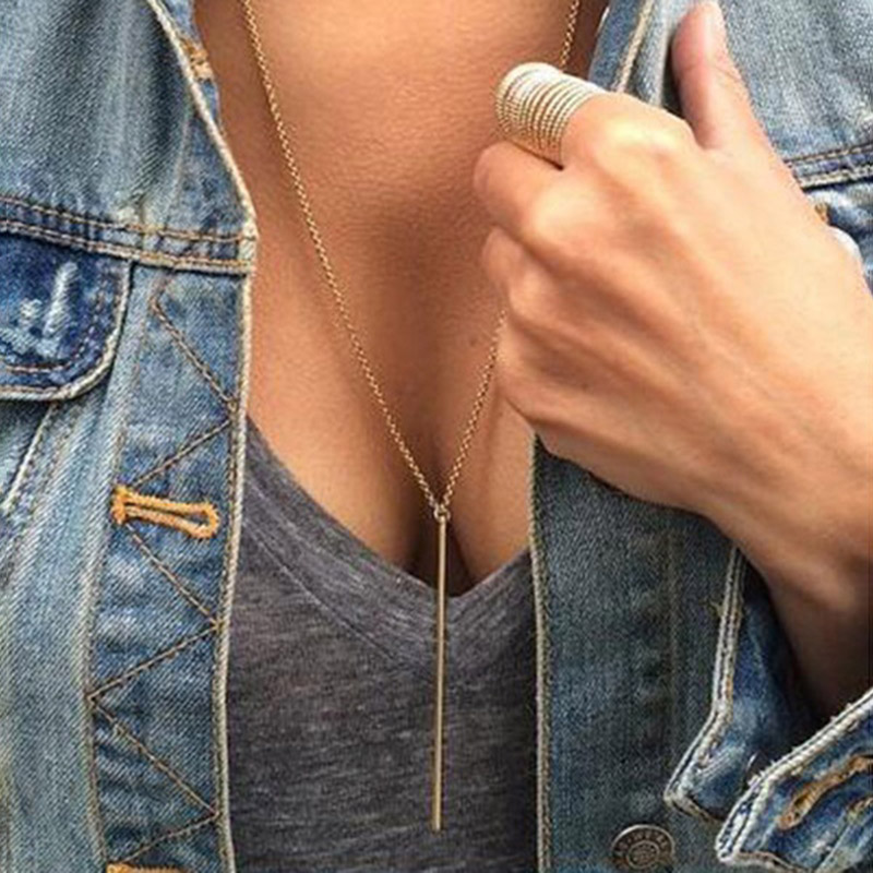 

Chains Women Bohemian Style Simple Fashion Pendant Necklace Girls Classic Hollow Long Link Chain Necklaces Ladies Individuality Jewelry
