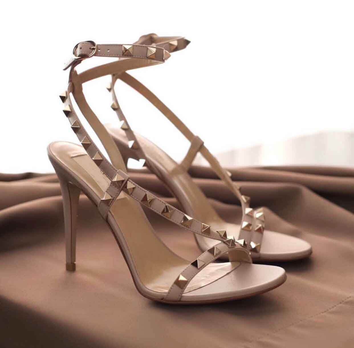 

Luxury Summer Women Sandals Studs Stiletto Heel Rivets Ankle Strappy Sexy Ladies Sanals High Heels Sandalias Mujer With Box, Original box