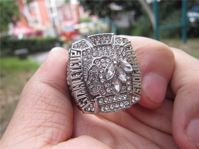 

2010 Chicago Blackhawks Stanley Cup Championship Ring Men Sport Fan Souvenir Gift Wholesale 2019 DropShipping
