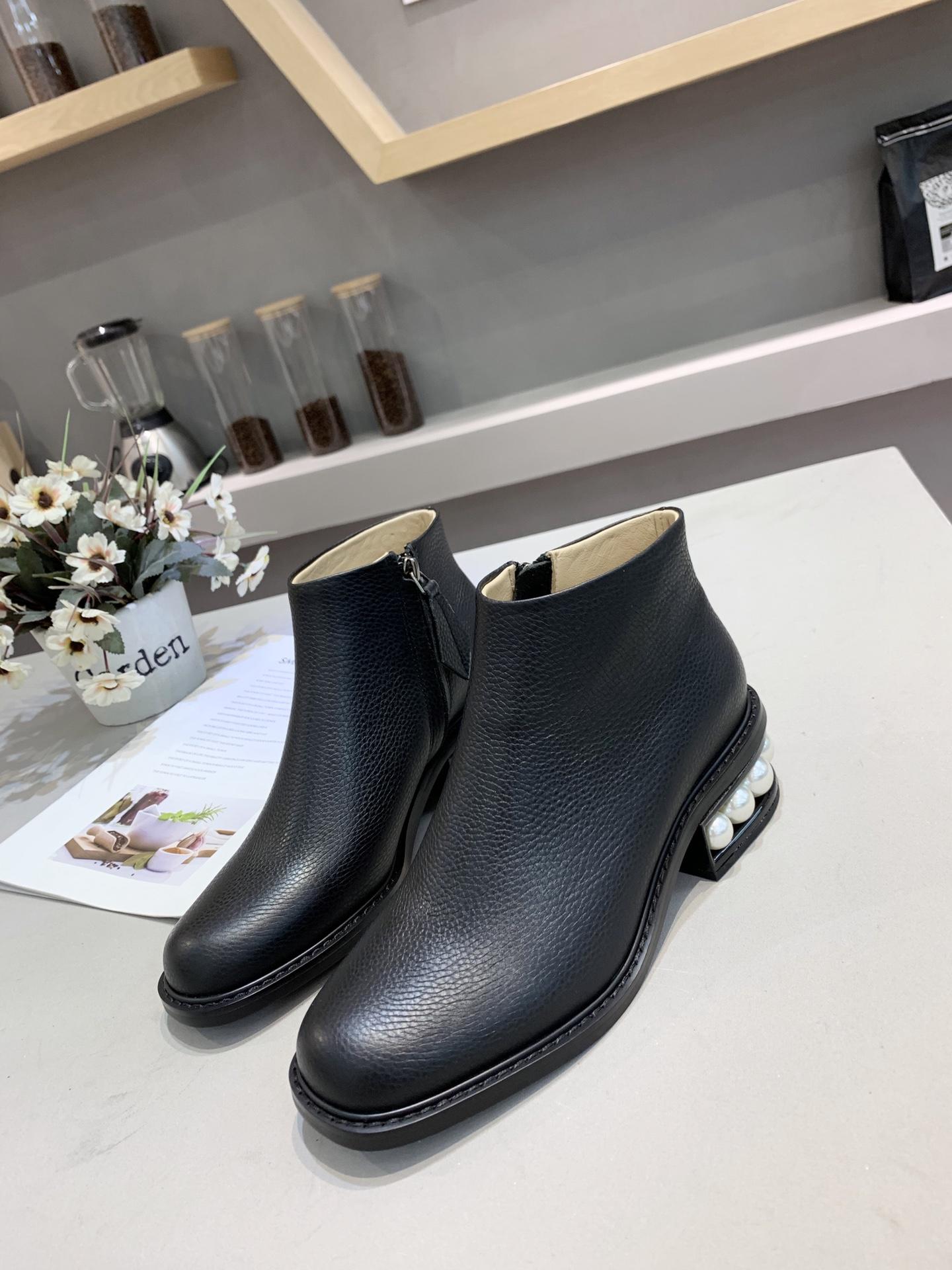 

Hot Sale-The latest women's leather boots Martin casual boots, White