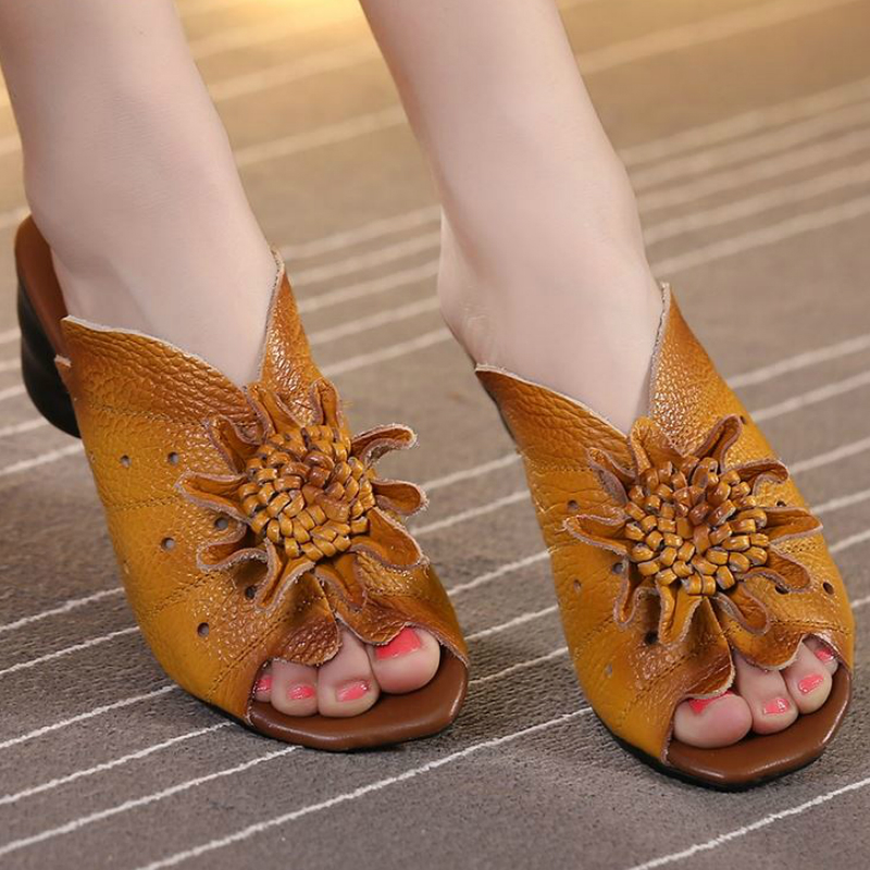 

Women 2020 Summer Slippers Genuine Leather Round Heel Flower Solid Retro Ethinc Casual Female Ladies Shoes Zapatos De Mujer, Black