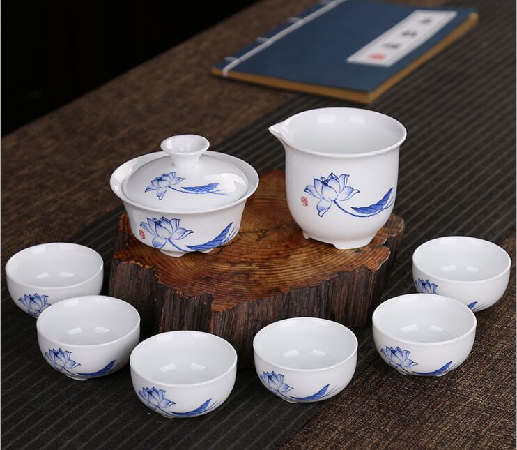

Chinese traditional Tea set gift box tea set ceramic kung fu tea set 6cup 1pot Lotus tang poetry plum