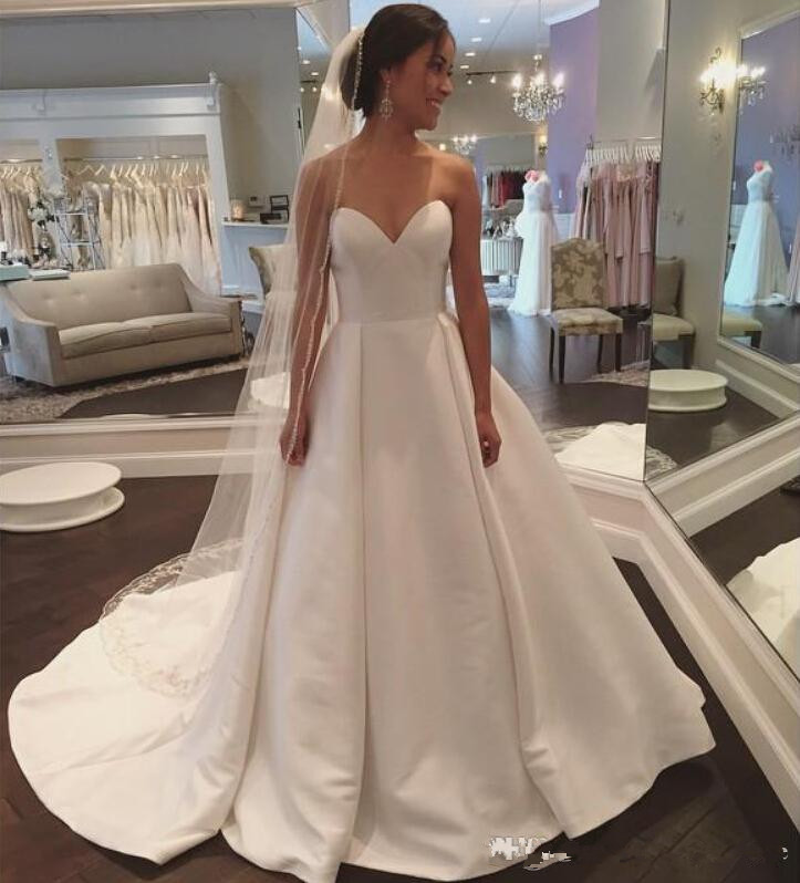 

Charming Sweetheart Neck A-line Wedding Dresses Court Train Lace Up Back Satin Bridal Wedding Gowns Vestido De Novia, White