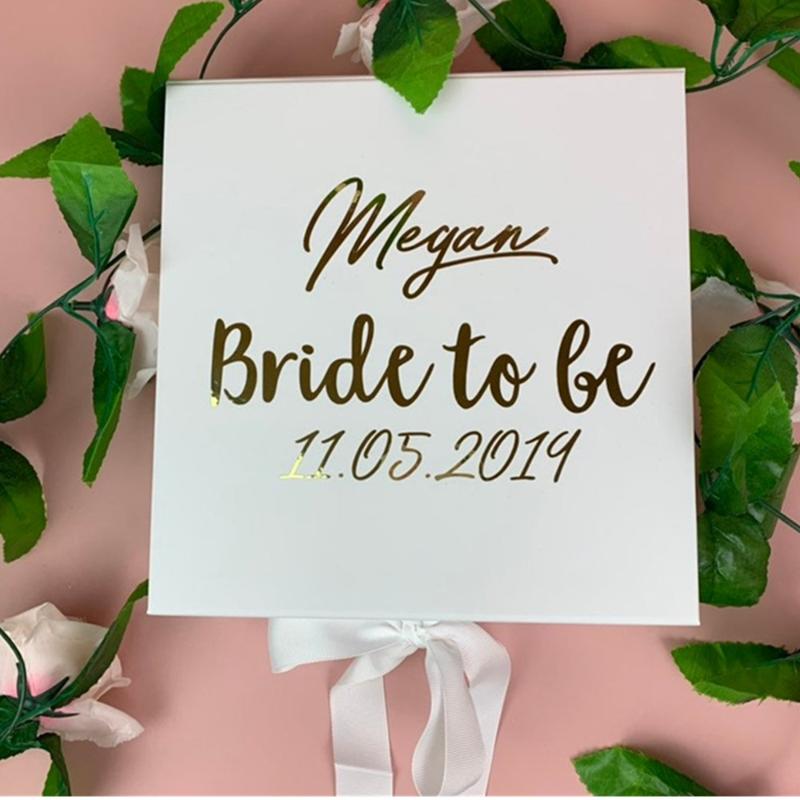

Personalised Real Foil Hen Party, Batchlorette Party, Veil, Garter Bride Sash Gift for the Bride, Wedding Box, Bridal gift box