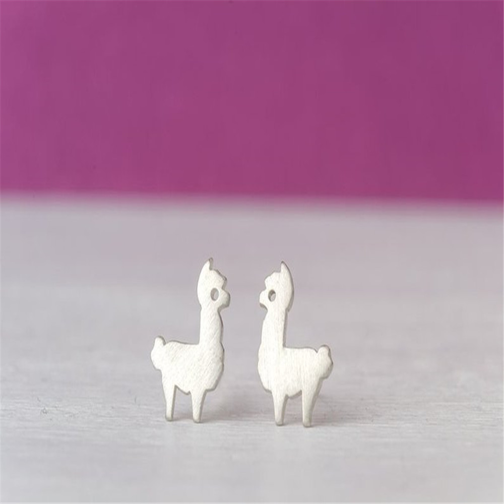 

1Pair/lot Cute Silver Jewelry Alpaca Stud Earrings Simple Animal Earring for Girls Women Gift, Golden;silver