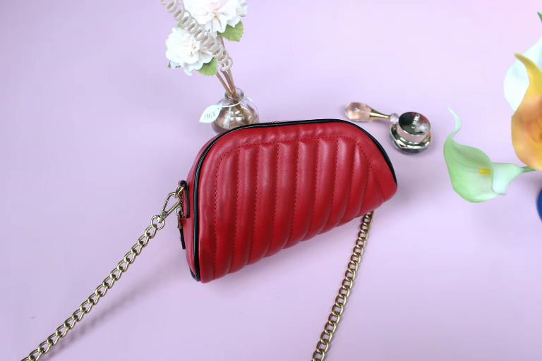 

Designer- new Luxury Hot retro cosmetic bag Women's wallet Designer leather chain bags Evening Bag 8835#, Black