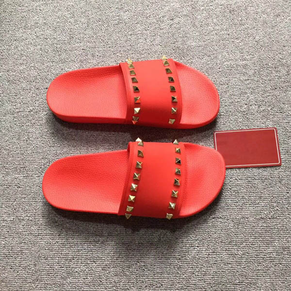 

2019 New Women's Slippers Metal Button Rivet Flat sole Sandals Summer Shoe Fashion Slippers size;35-45, Black