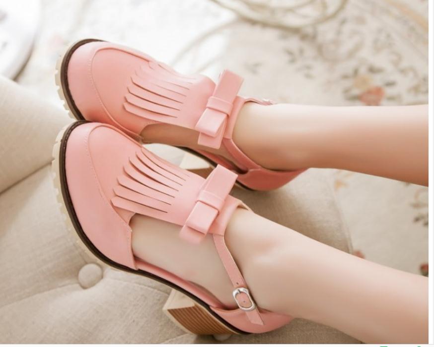 

2019 Women's Sandals in Summer with New style Middle heel Coarse heel round head @155, Pink